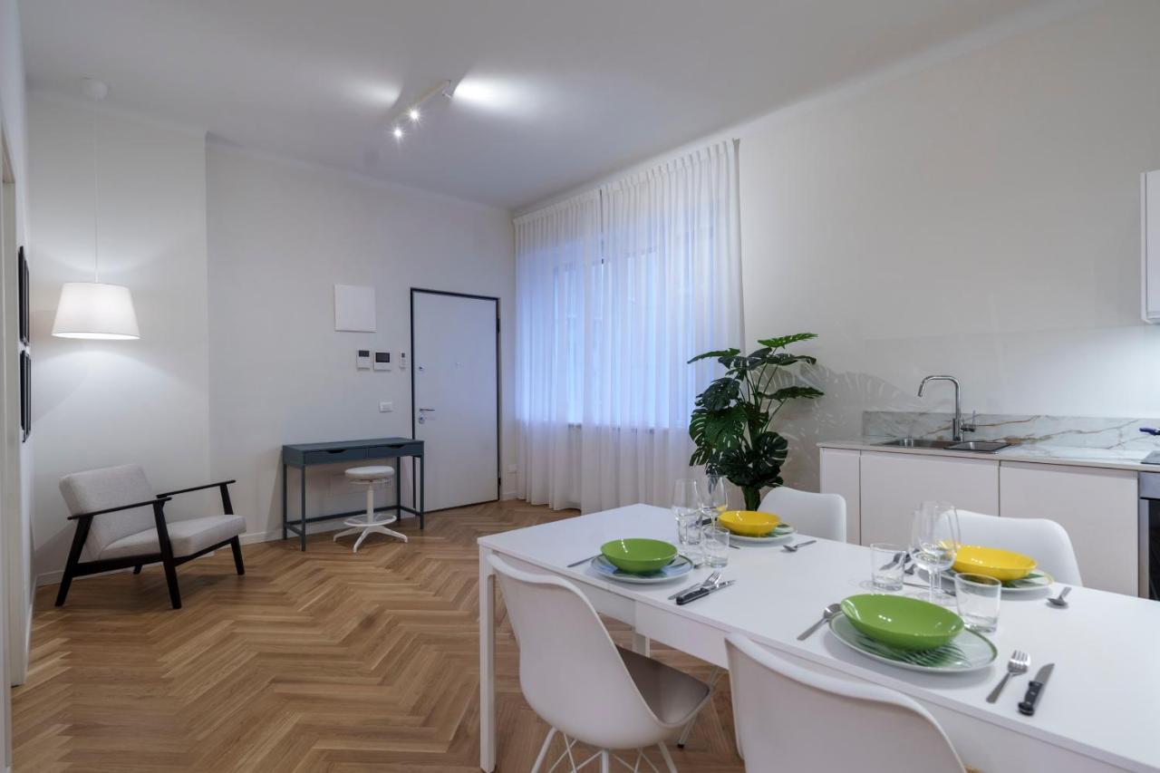 Porta Venezia-Trilocale-Luxury Con Wifi-Neflix Apartment Milan Luaran gambar