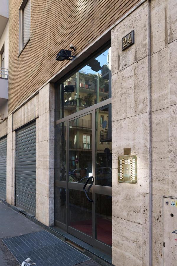 Porta Venezia-Trilocale-Luxury Con Wifi-Neflix Apartment Milan Luaran gambar