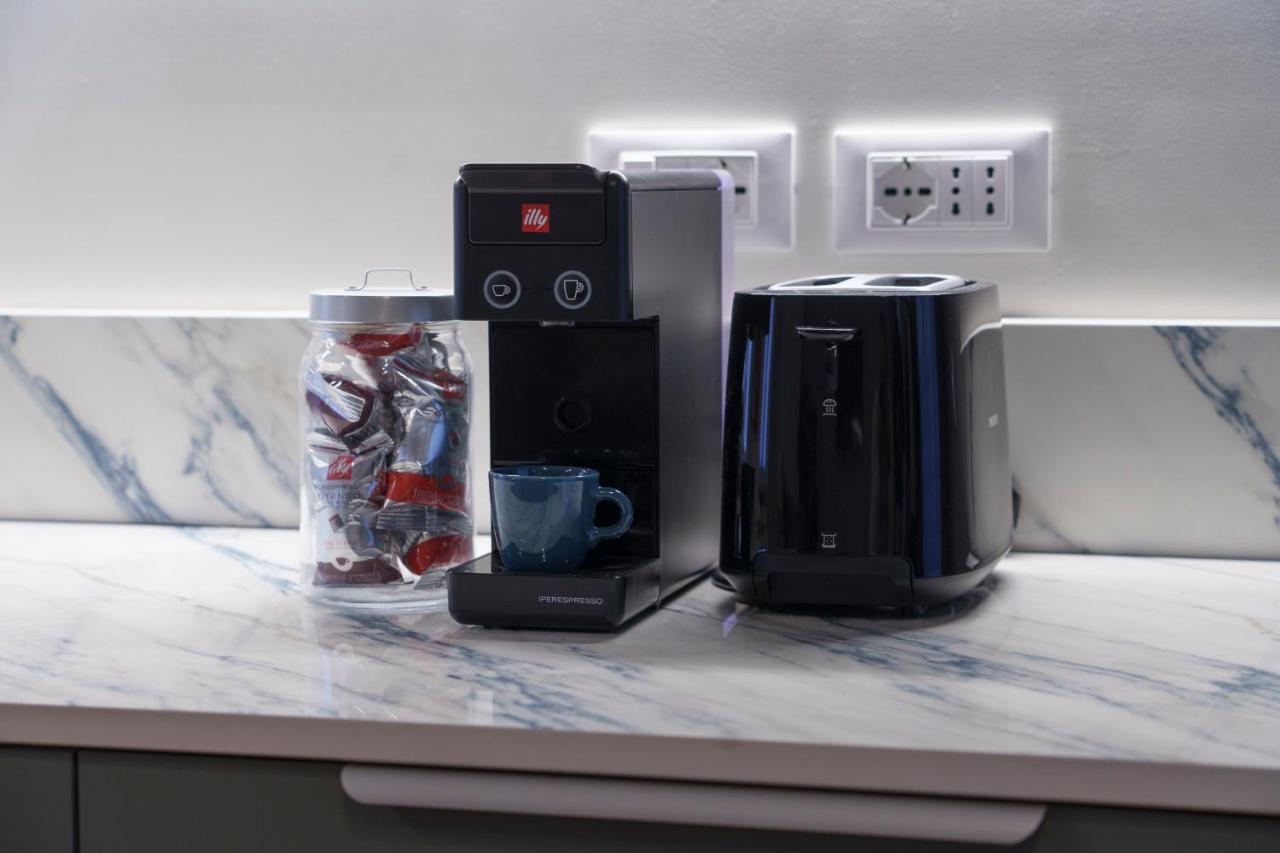 Porta Venezia-Trilocale-Luxury Con Wifi-Neflix Apartment Milan Luaran gambar